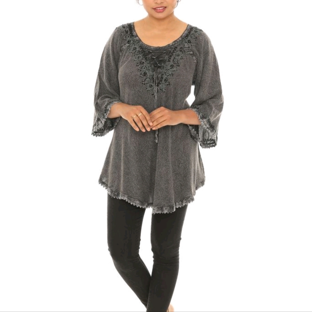 Women tie-dye tops